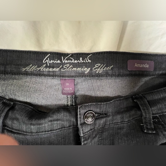 GLORIA VANDERBILT AMANDA ALL AROUND SLIMMING EFFECT BLACK JEANS. SIZE 14 - Picture 8 of 8